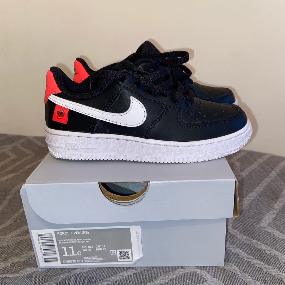 Kids Nike force 1 sz 11c